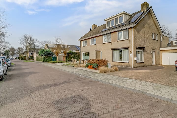 Foto 4 van Costerman Boodtstraat 4