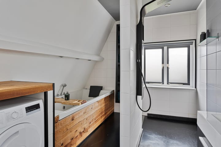 Photo 21 of Lange Achterweg 4