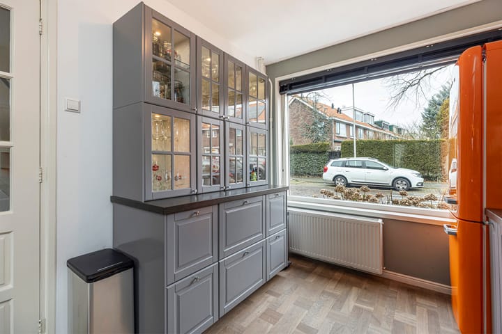 Foto 10 van Adolph van Nassaustraat 30