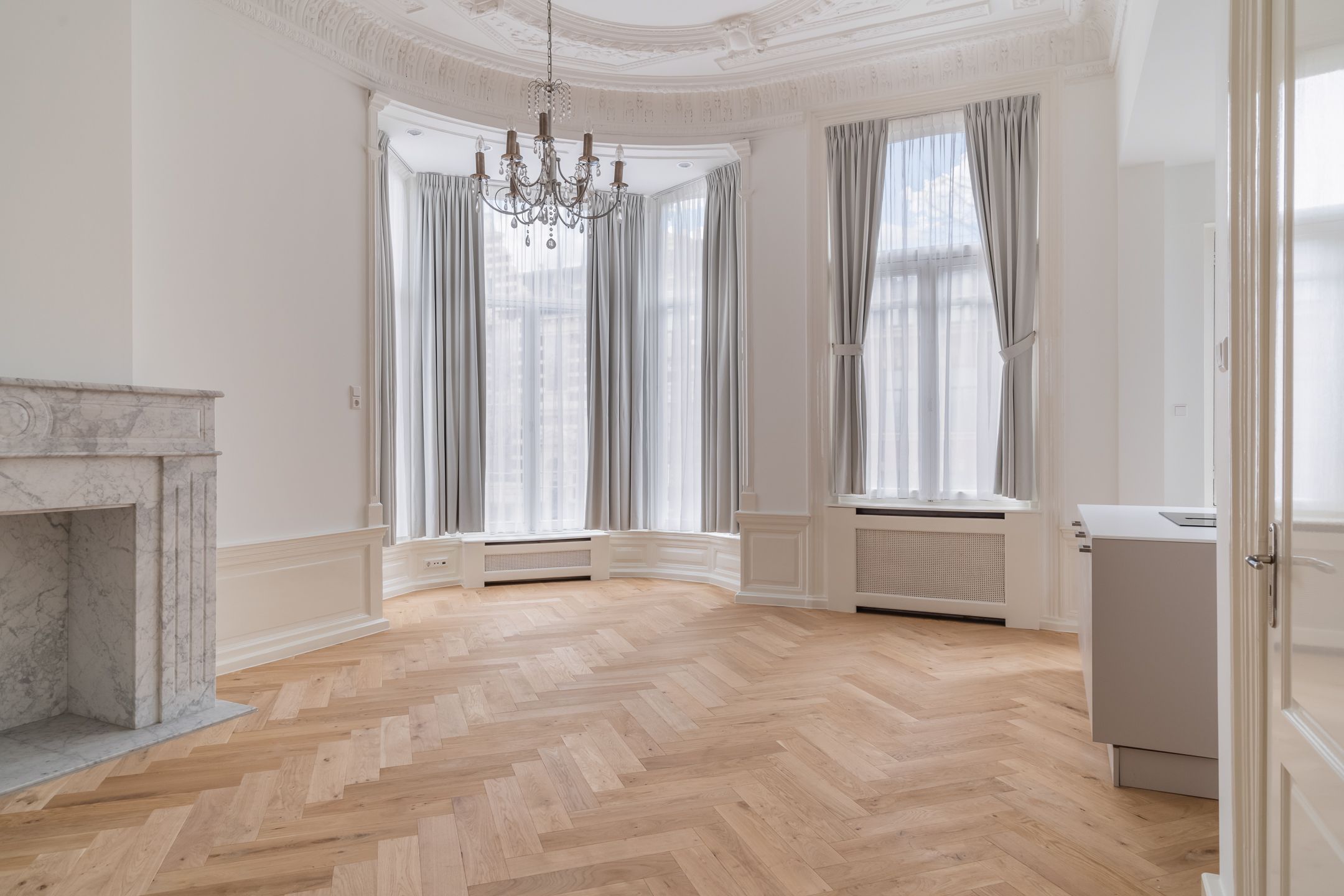 Photo 6 of Surinamestraat 9-A