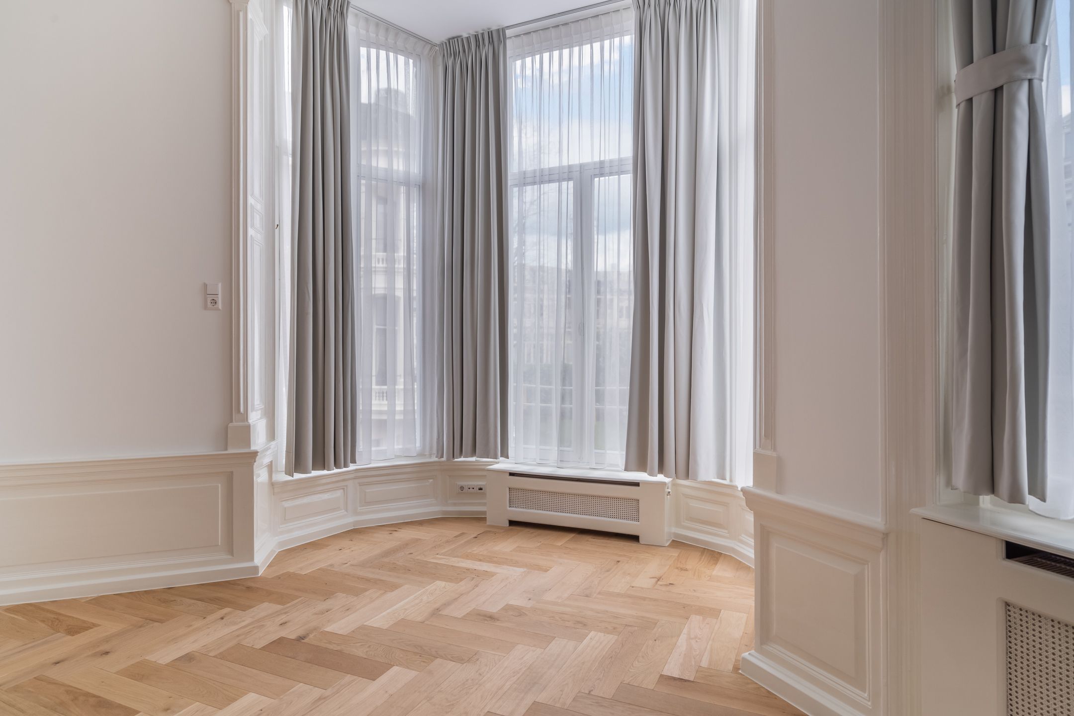 Photo 9 of Surinamestraat 9-A