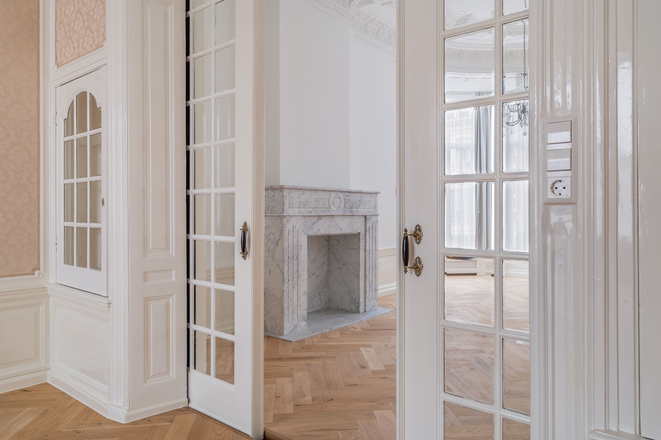 Photo 12 of Surinamestraat 9-A