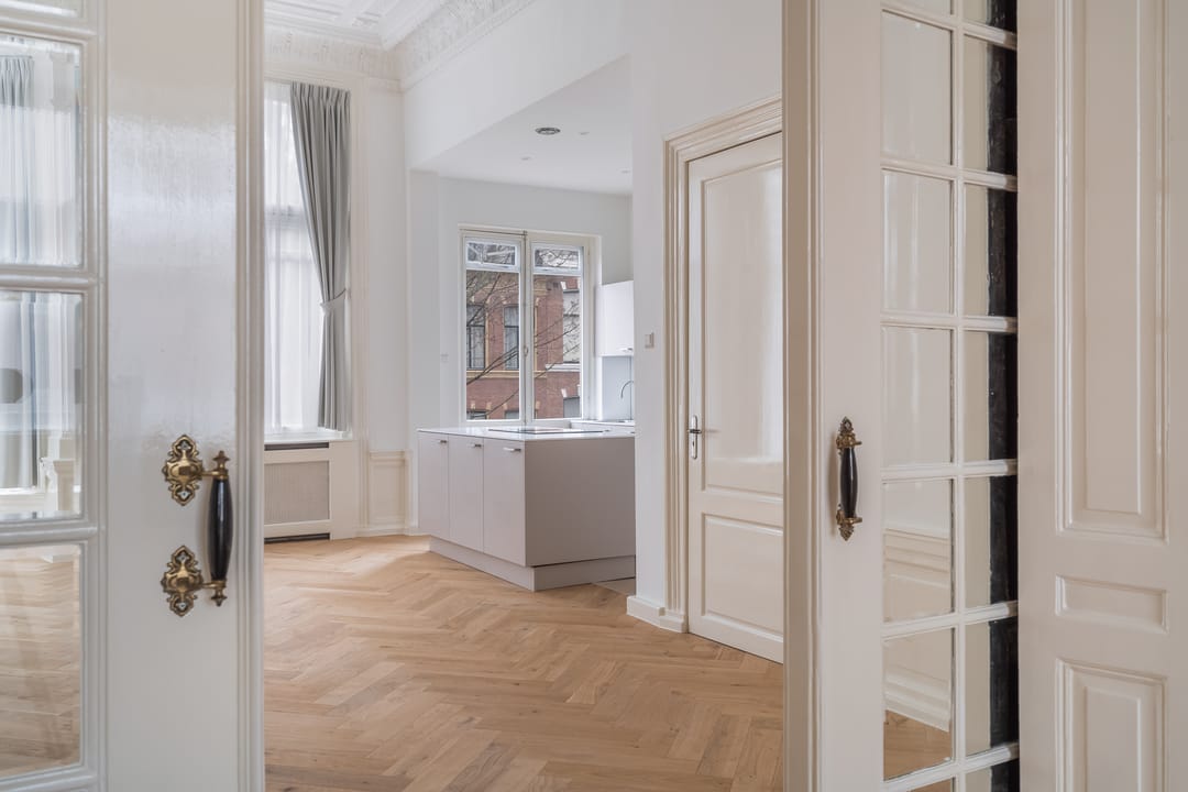 Photo 13 of Surinamestraat 9-A