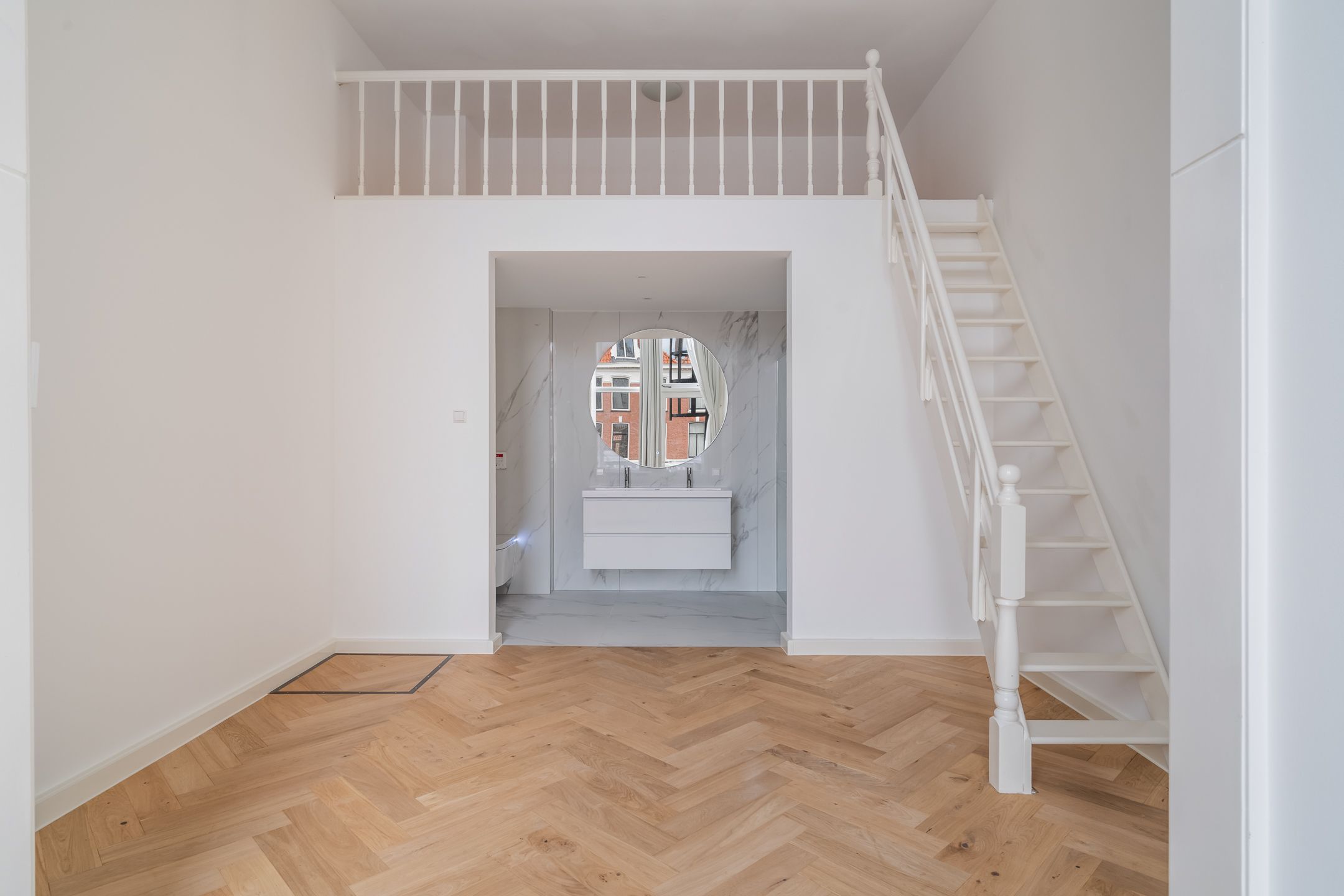 Photo 36 of Surinamestraat 9-A