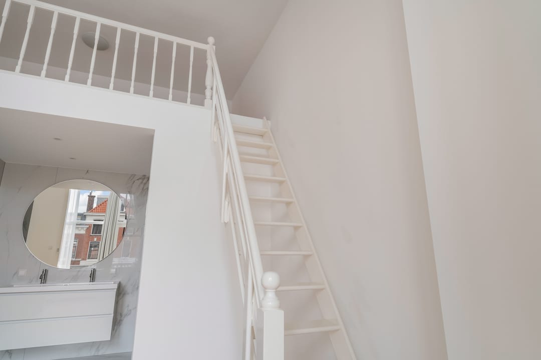 Photo 38 of Surinamestraat 9-A