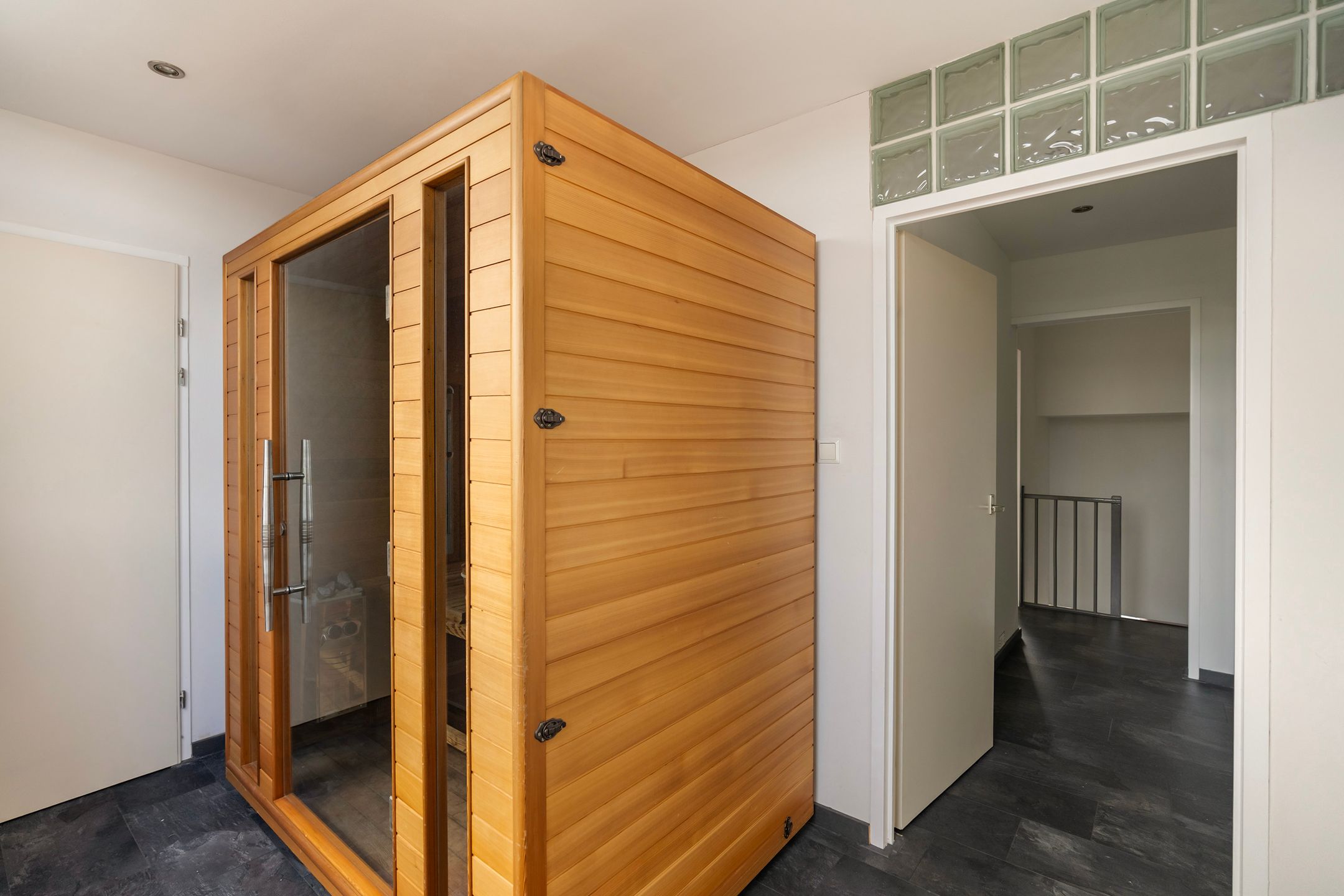 Foto 24 van Donizettirode 21