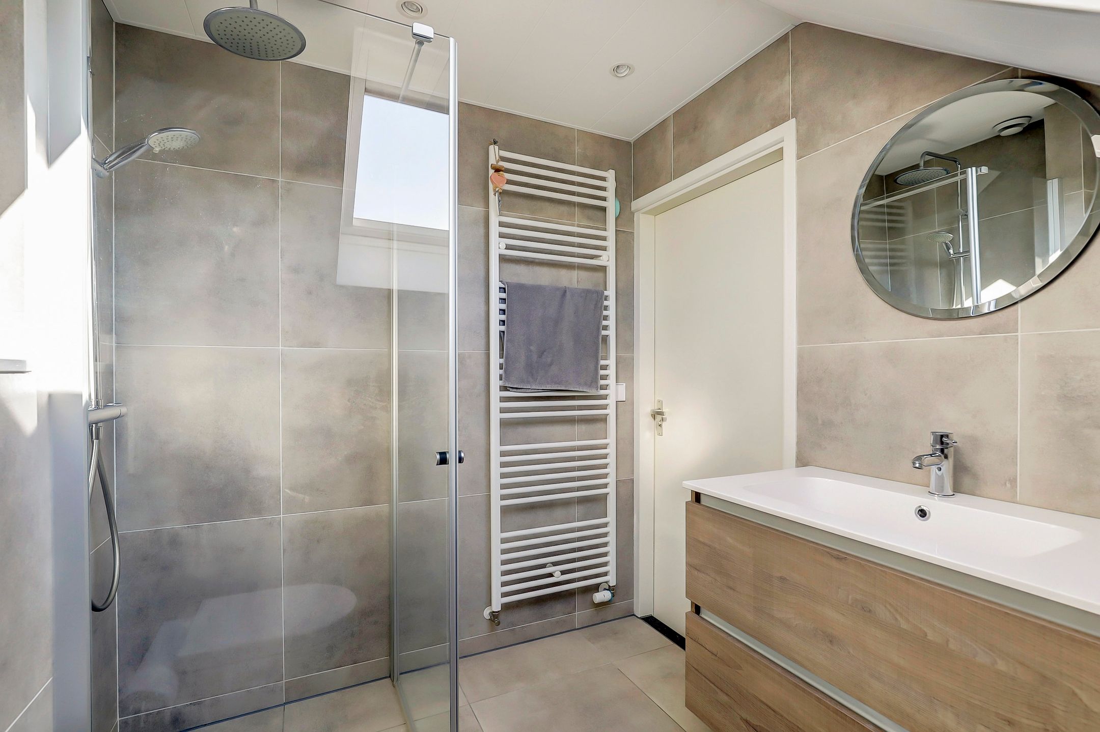 Foto 15 van Cederstraat 1