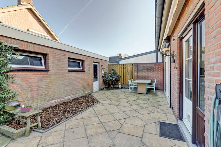 Foto 17 van Cederstraat 1