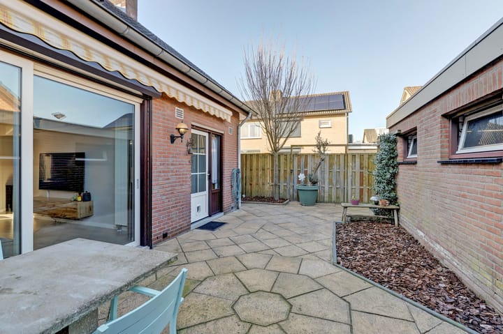 Foto 18 van Cederstraat 1