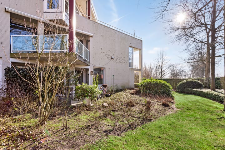 Foto 3 van Peter Benensonstraat 12