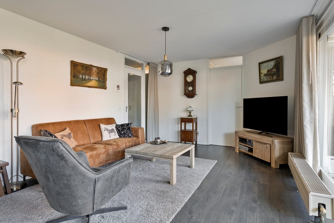 Foto 13 van Peter Benensonstraat 12