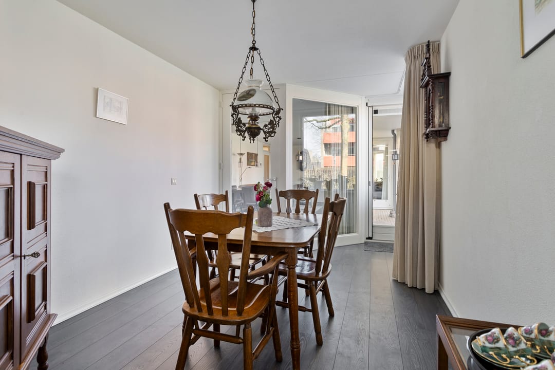 Foto 23 van Peter Benensonstraat 12