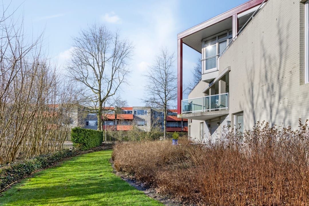 Foto 41 van Peter Benensonstraat 12