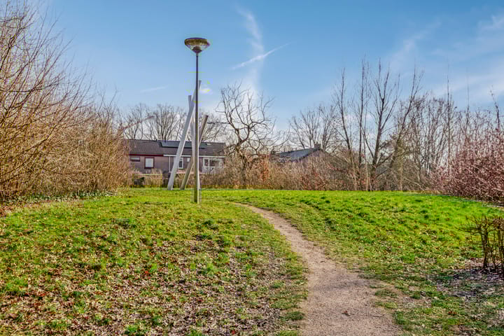 Foto 45 van Peter Benensonstraat 12