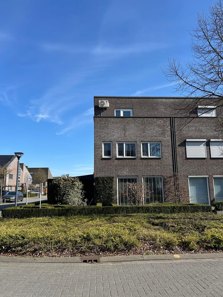 Foto 1 van Castor 10