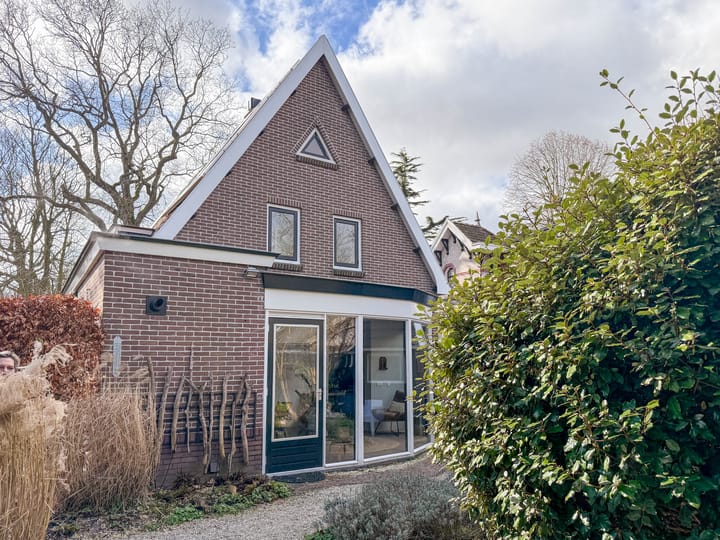 Photo 2 of Dorpsstraat 31