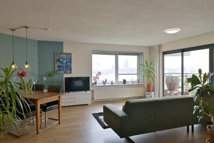 Bekijk foto van Buitenbassinweg 733