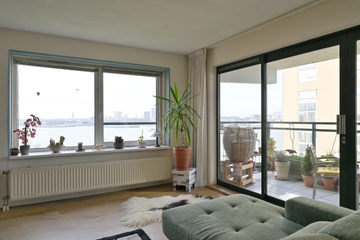 Photo 12 of Buitenbassinweg 733