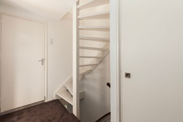 Foto 18 van Esdoornlaan 9