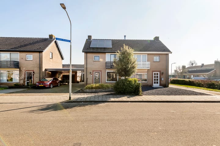 Foto 1 van Julianastraat 28