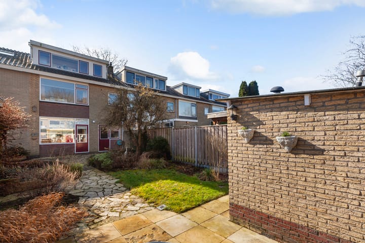 Foto 40 van Esdoornlaan 9