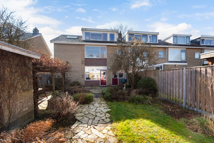 Foto 41 van Esdoornlaan 9