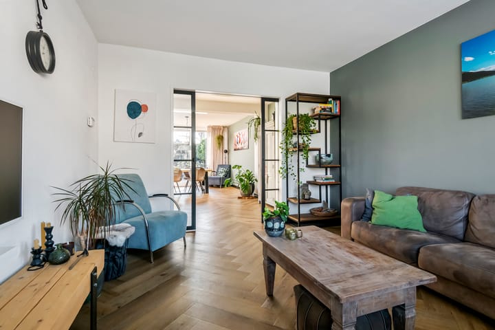 Foto 12 van Julianastraat 28