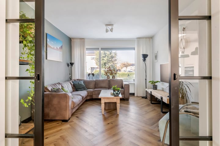 Foto 13 van Julianastraat 28