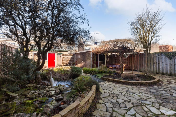 Foto 43 van Esdoornlaan 9