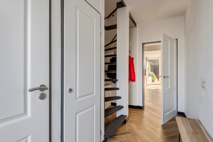 Foto 17 van Julianastraat 28