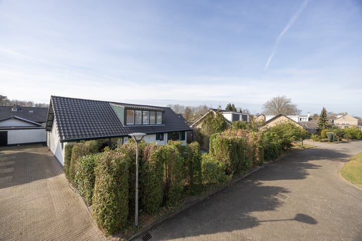 Foto 53 van Mahoniastraat 8