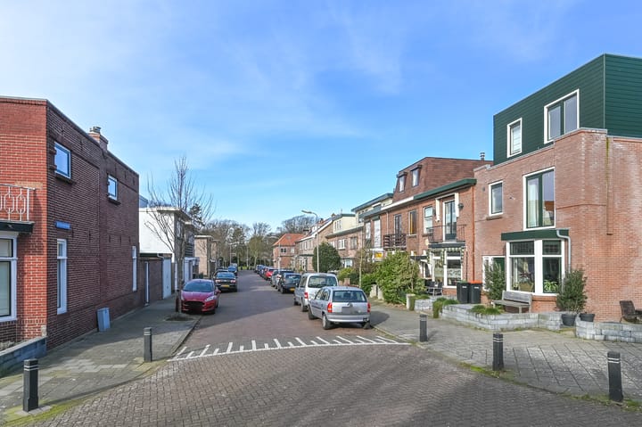 Foto 40 van De Roemerstraat 23