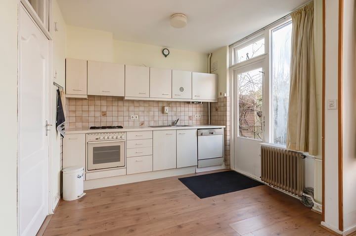 Foto 14 van Lothariusstraat 37