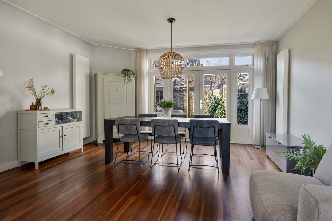 Photo 8 of Brederostraat 111