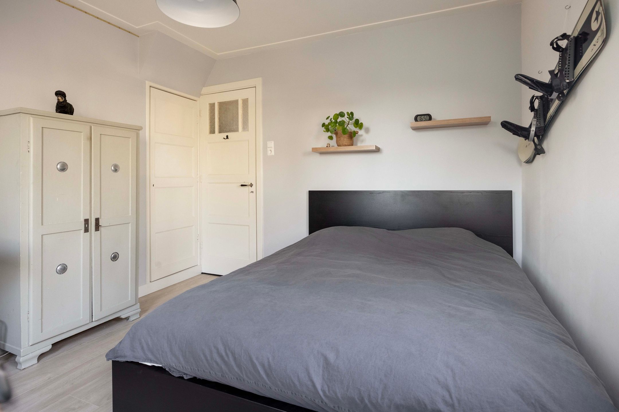 Photo 18 of Brederostraat 111