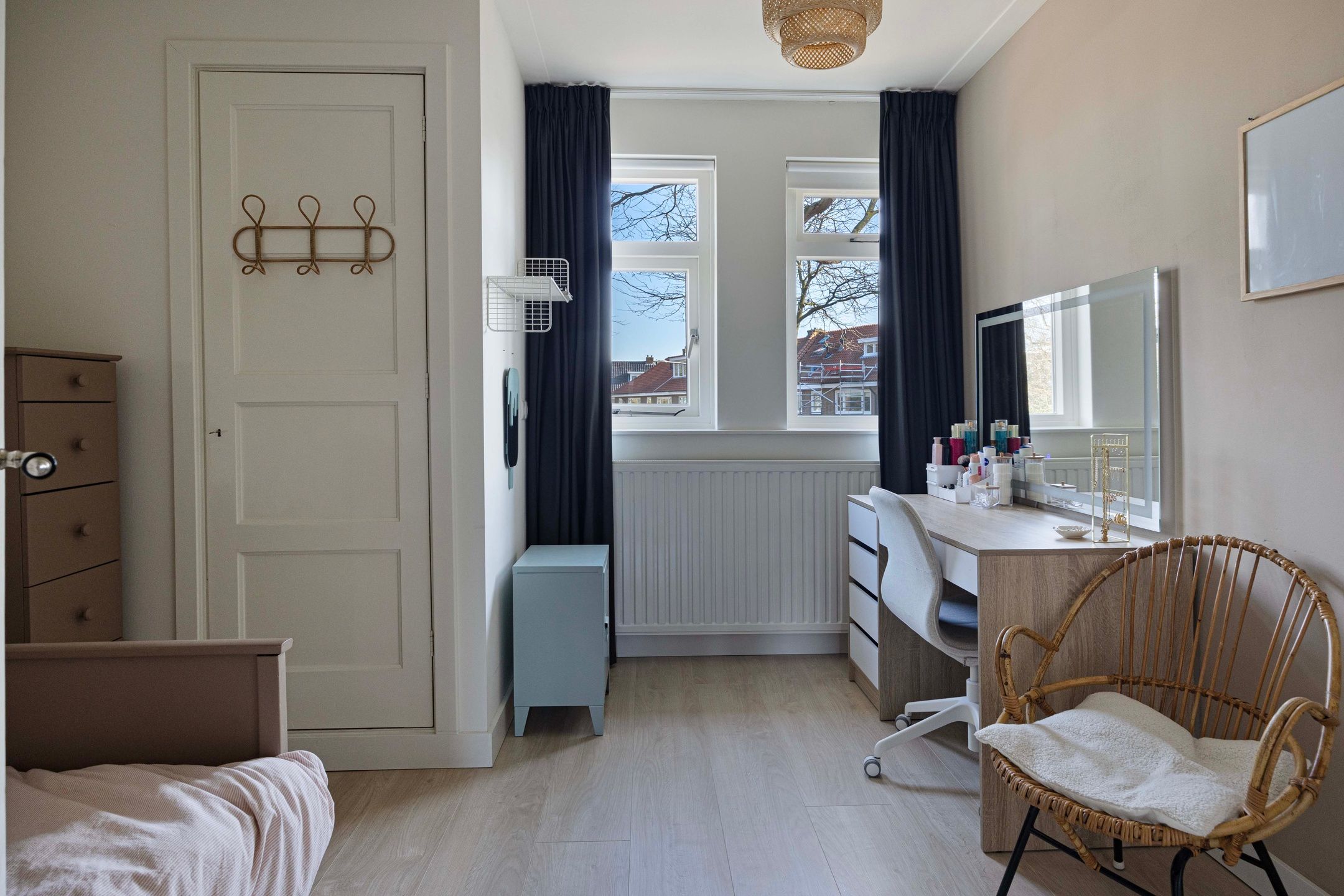 Photo 21 of Brederostraat 111