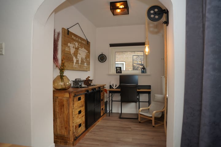 Photo 10 of Mr. J.E. Risseeuwstraat 27