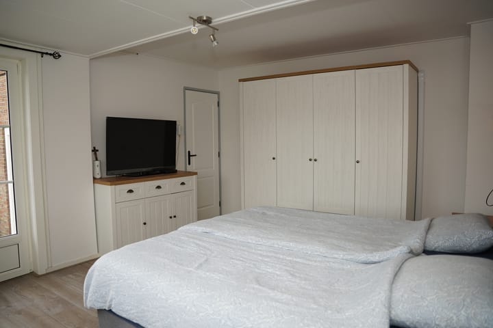 Photo 24 of Mr. J.E. Risseeuwstraat 27