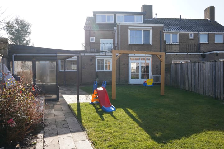 Photo 40 of Mr. J.E. Risseeuwstraat 27