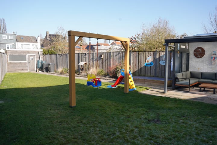 Photo 41 of Mr. J.E. Risseeuwstraat 27