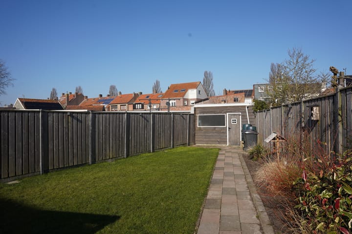 Photo 43 of Mr. J.E. Risseeuwstraat 27