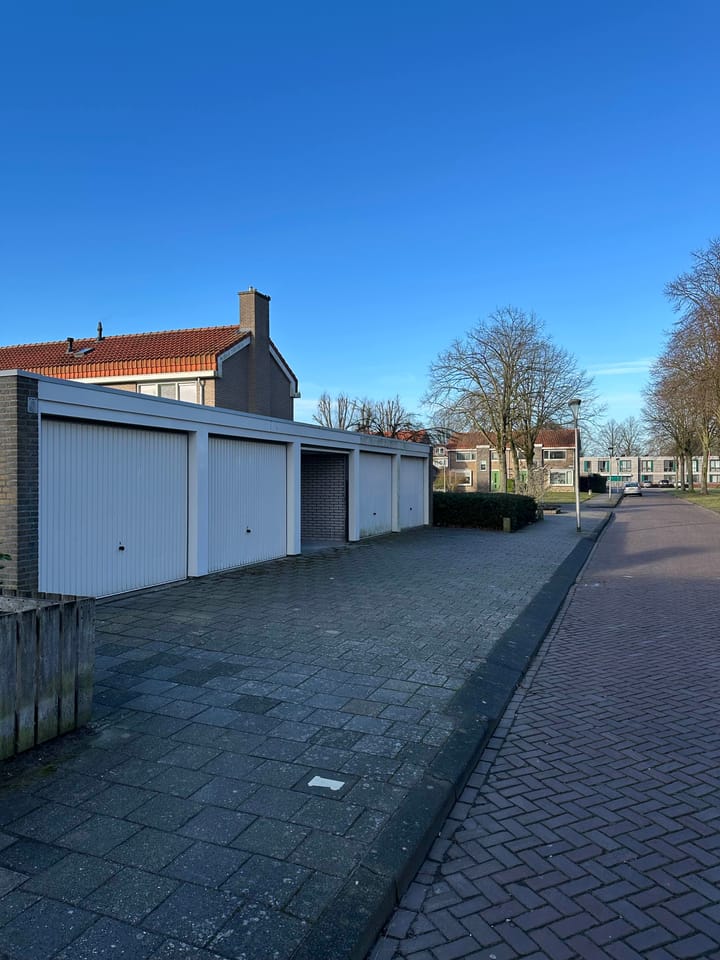 Photo 4 of Roerstraat 34-C