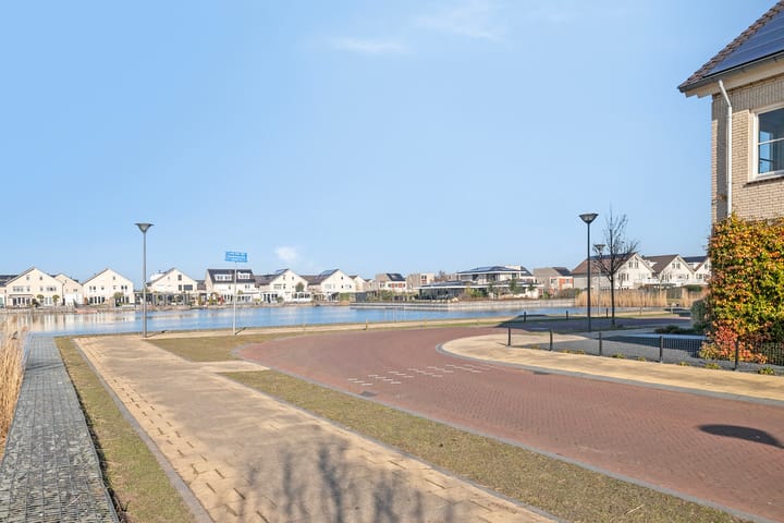 Photo 35 of Wil Vinjéstraat 56