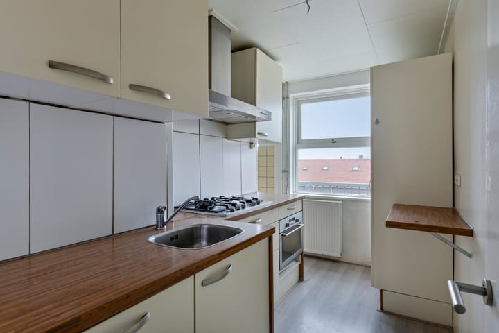 Foto 7 van Parallelweg 122-D