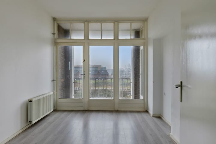 Foto 13 van Parallelweg 122-D