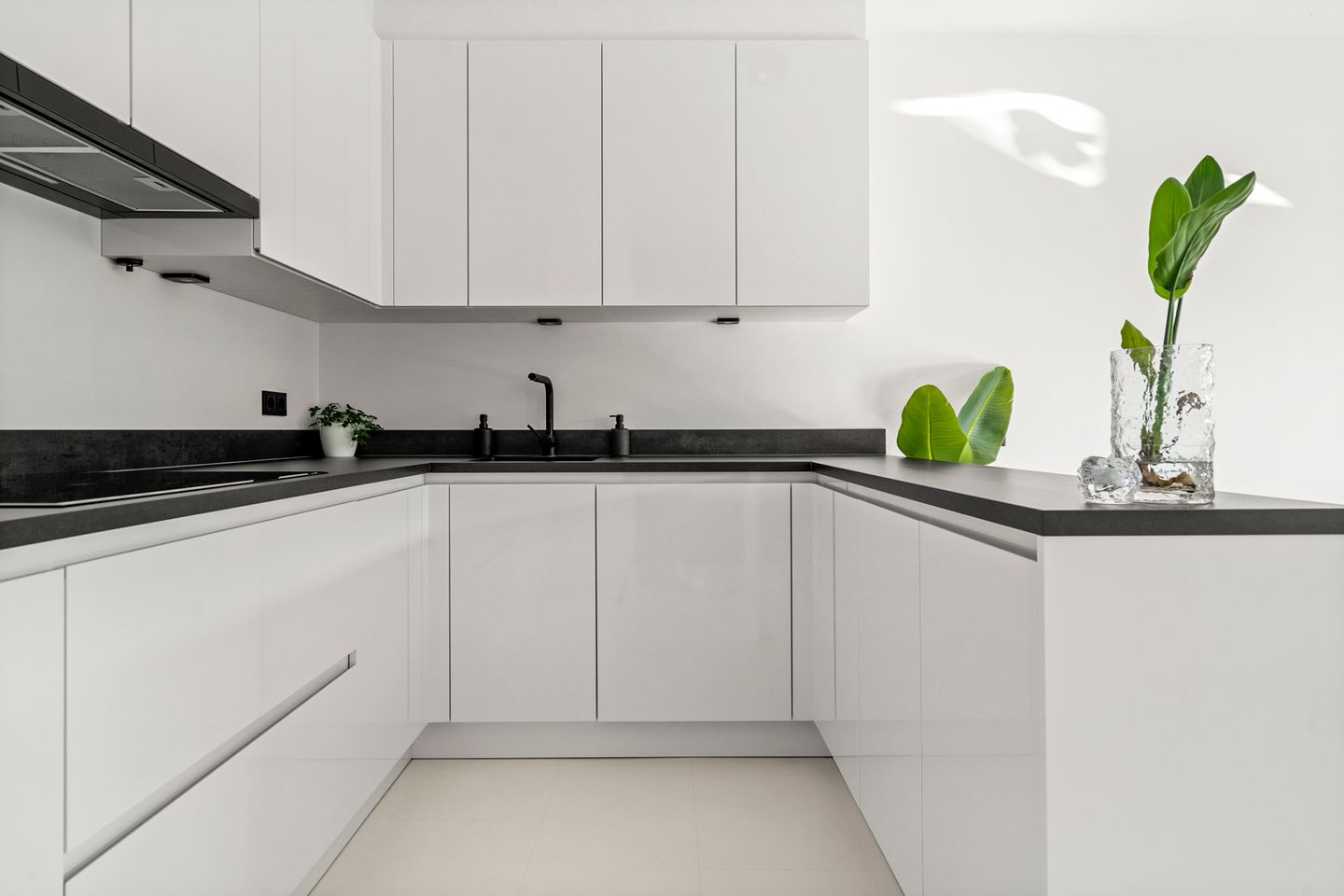 Foto 35 van Achterdorpsstraat 34-F