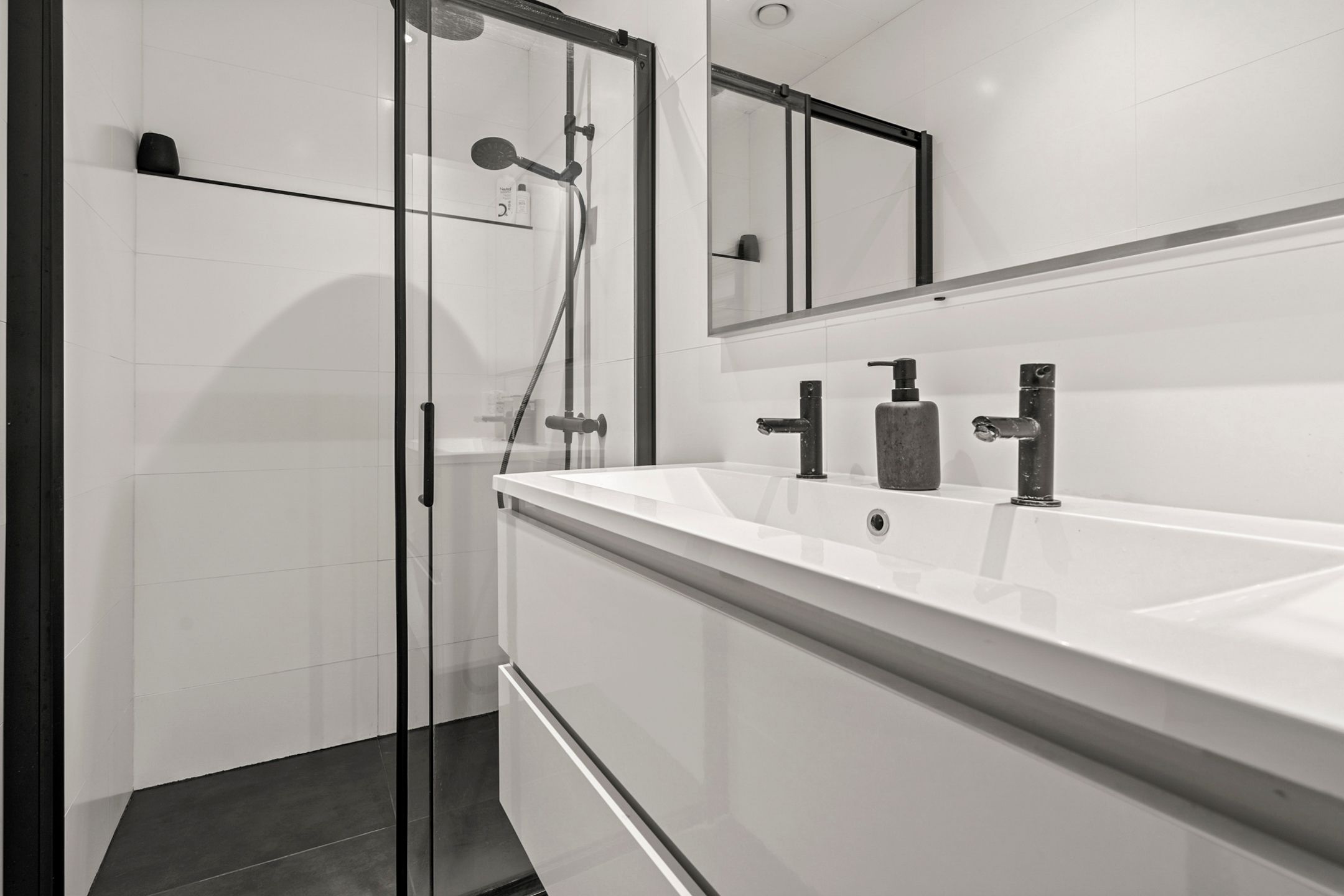 Foto 39 van Achterdorpsstraat 34-F