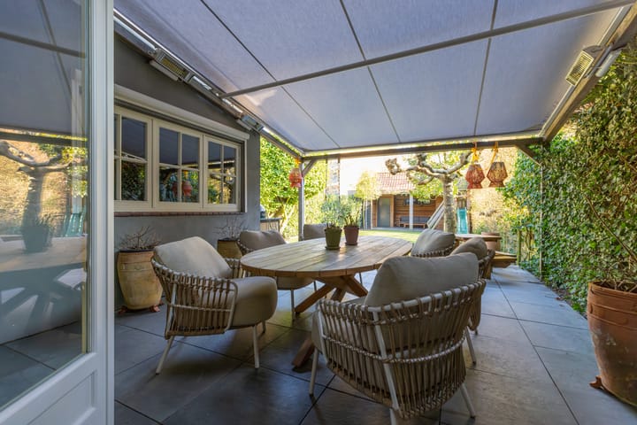 Foto 35 van Graaf Wichmanlaan 54