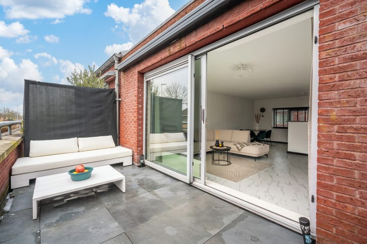 Foto 10 van De Hovenlaan 131