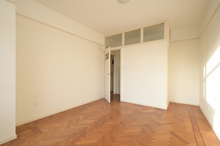 Foto 8 van Gevers Deynootweg 49-C